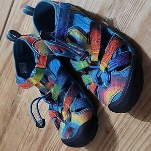 KEEN Childs Size 3 Washable Multicolor Walking Sandal
